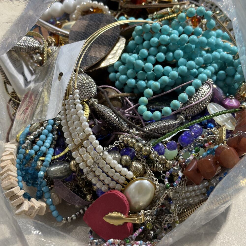 Jewelry Lot Craft Junk Harvest Wearable Mix 4 lbs - Picture 2 of 10